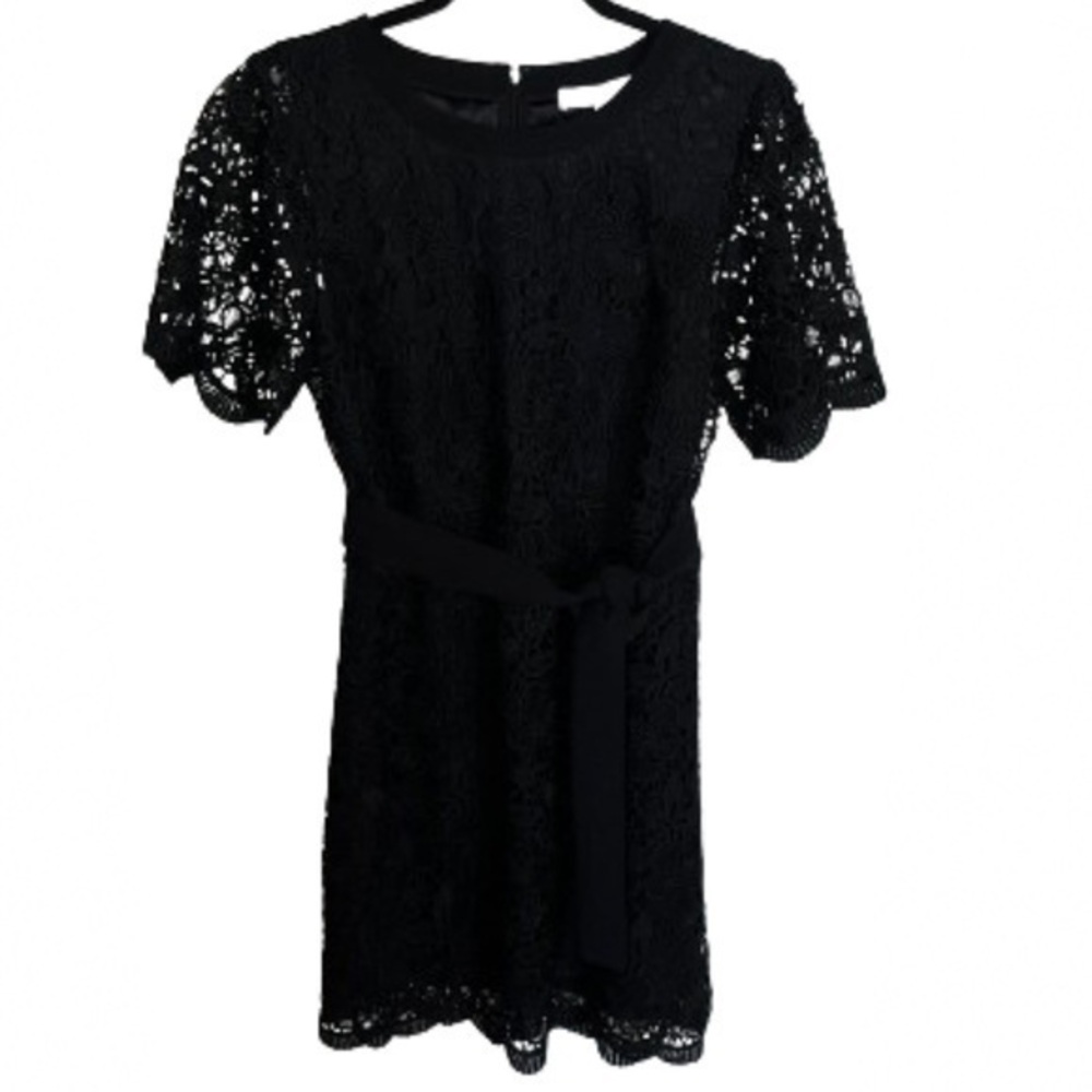 Mika & Gali black lace short scalloped sleeve cocktail dress NWOT size XS